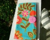Tampon Clutch-Floral Fun
