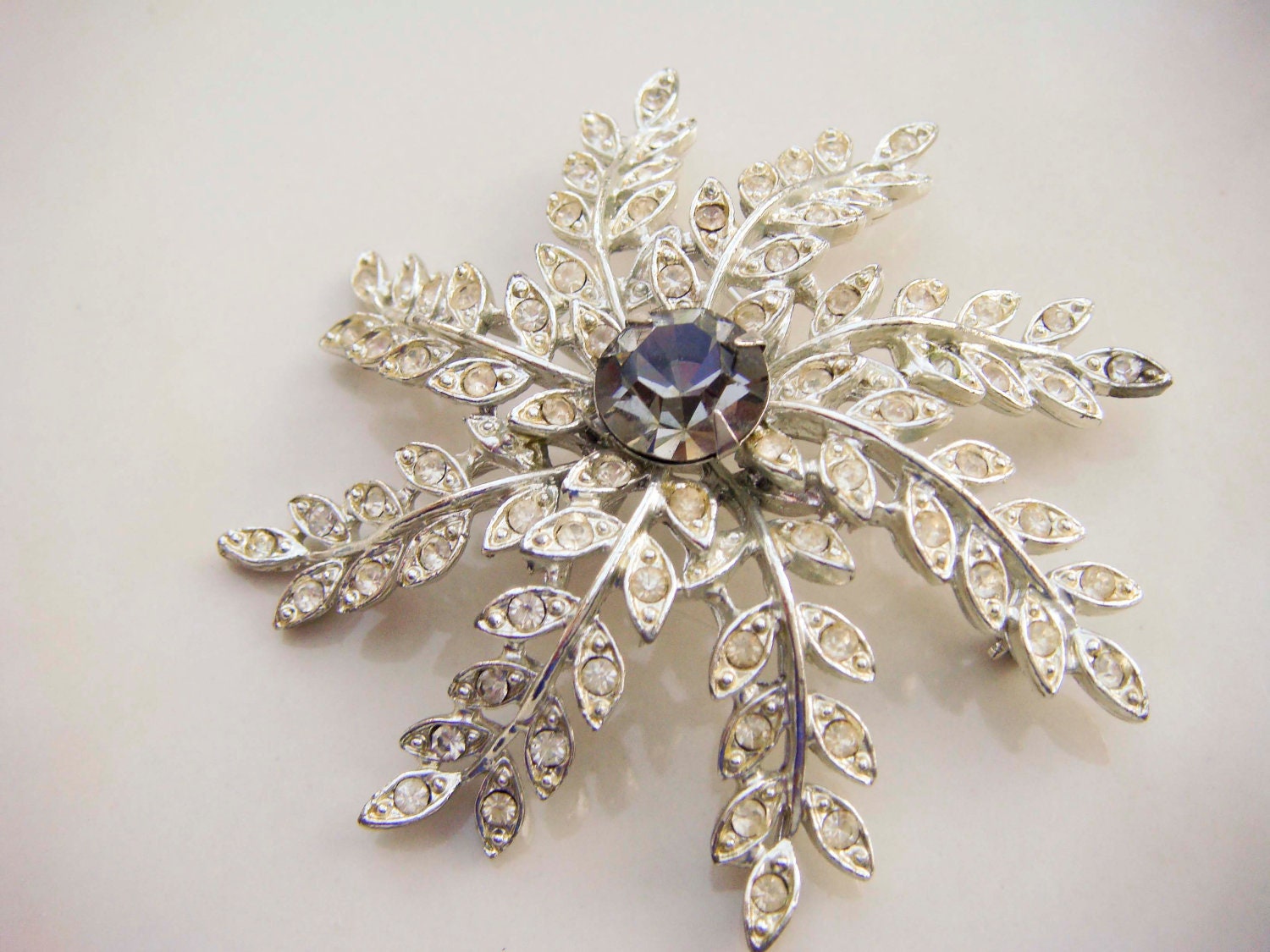 Vintage Sarah Coventry Evening Snowflake brooch 1960