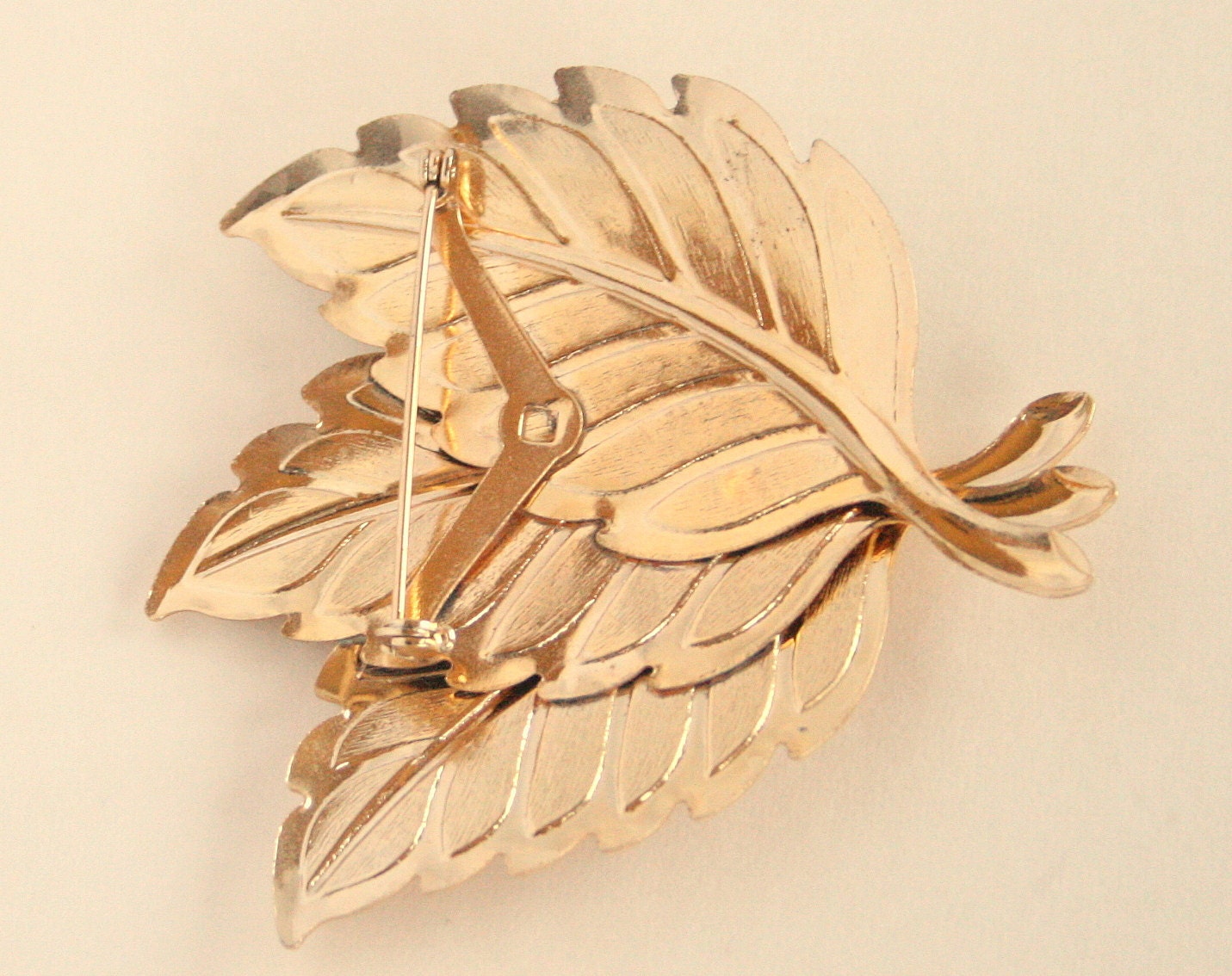 Vintage Leaf Brooch Enamel Gold Teal Green Cream Peach Pink Pin