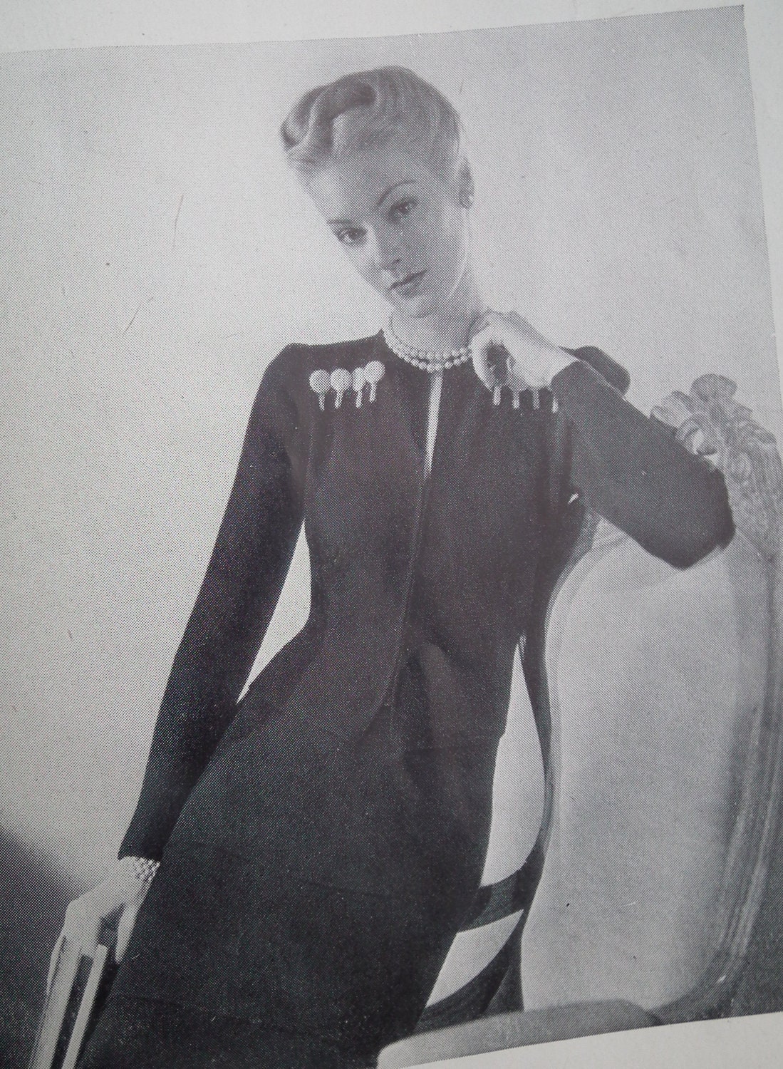 VOGUE Knitting Book No 27 - Knitting Patterns Vintage 1940s Womens Sweaters Cardigans Jumpers - 40s original patterns