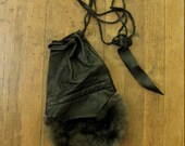 VINTAGE 70s deerskin leather and fur drawstring native bag