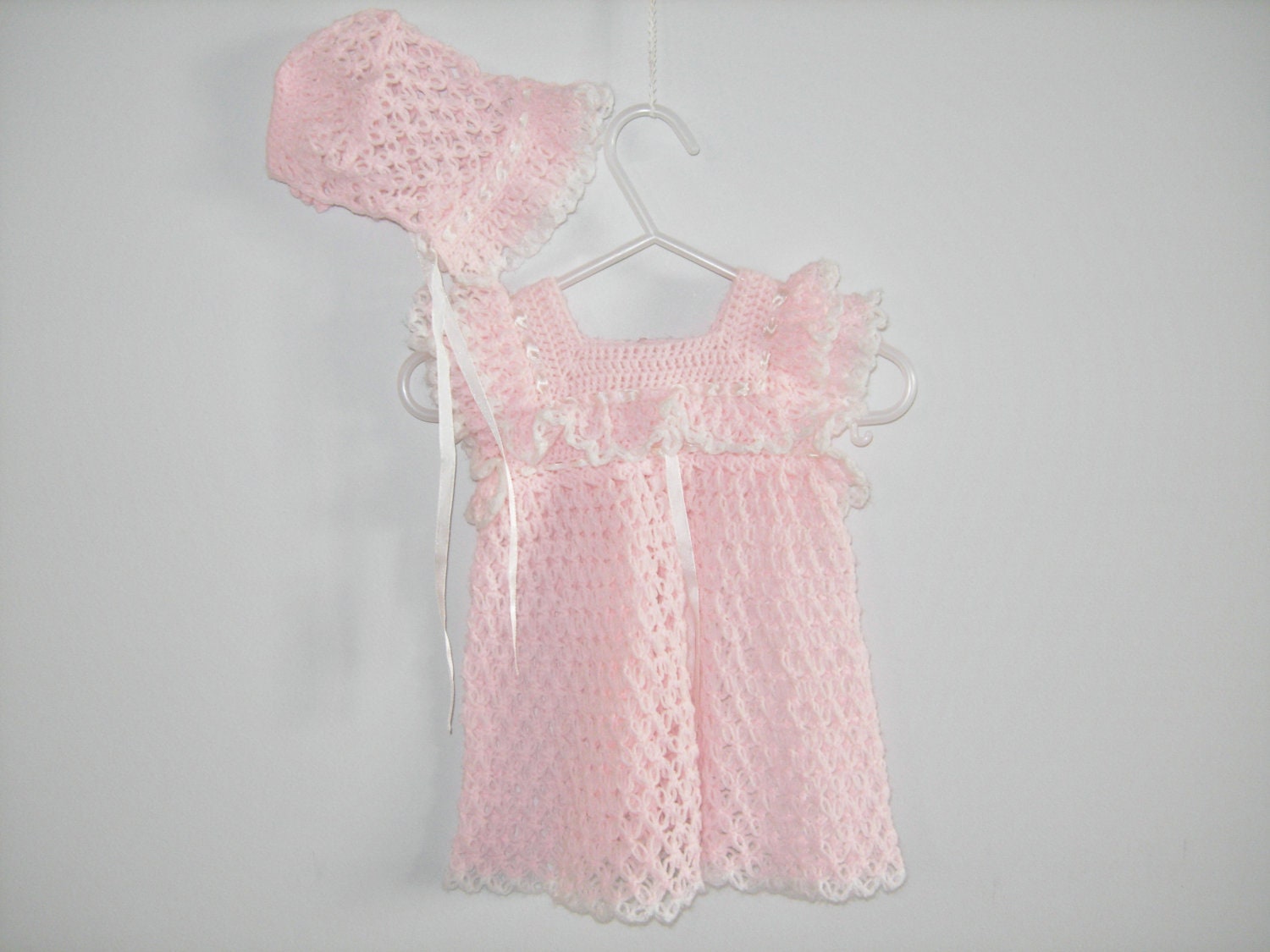 Delicate Pink Knit Dress and Matching Bonnet - Apearsvintagegoodies