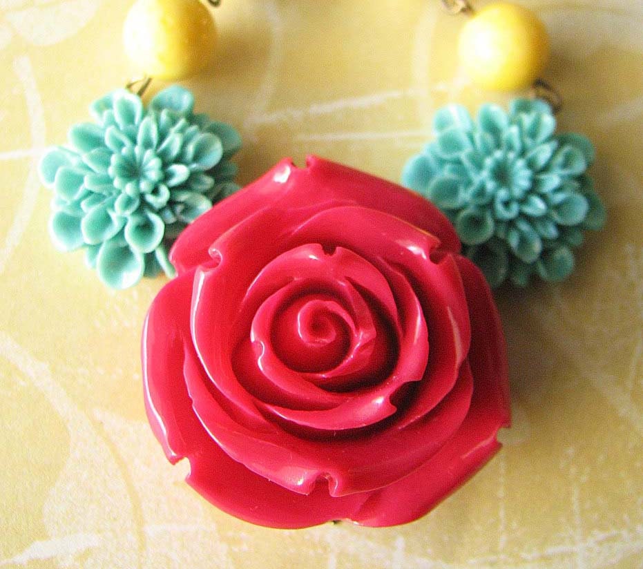 Flower Necklace Bridesmaid Jewelry Red Necklace Beaded Jewelry Bib Statement Necklace Single Strand