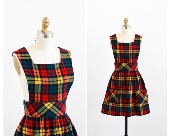 vintage 1960s dress / 60s dress / Plaid Schoolgirl Jumper with Pockets
