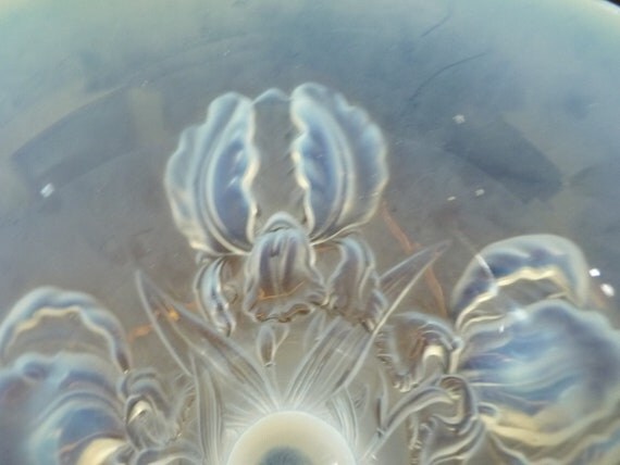 LALIQUE style OPALESCENT VASE 1930s Josef Inwald for Barolac