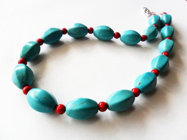 Modern Chunky Turquoise Stone Necklace