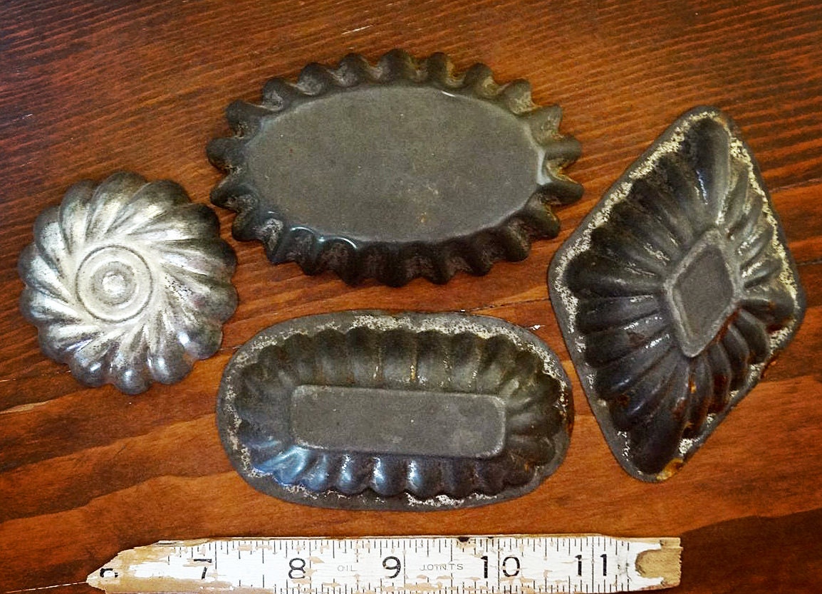 vintage baking tins from Europe, set of 4 fluted tart tins all with fabulous patina
