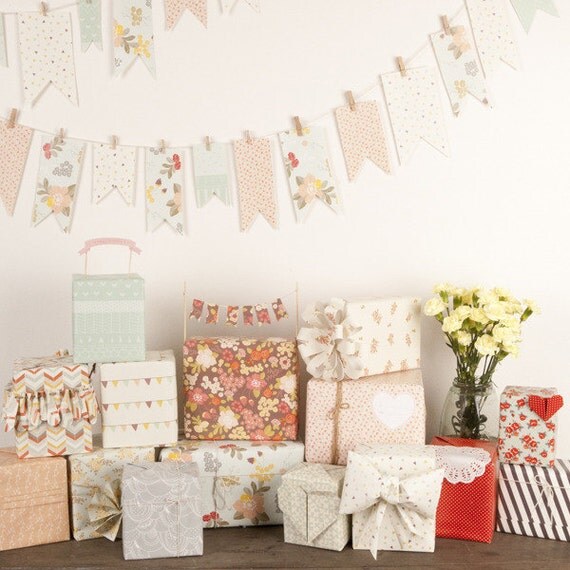 Wrapping paper x 5 (choose your designs)