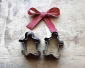Can't Catch Me - Vintage Gingerbread Cookie Cutters - Gingerbread Men - Holiday - Christmas - Rustic - Kitchen - Baking - Under 20 - becaruns
