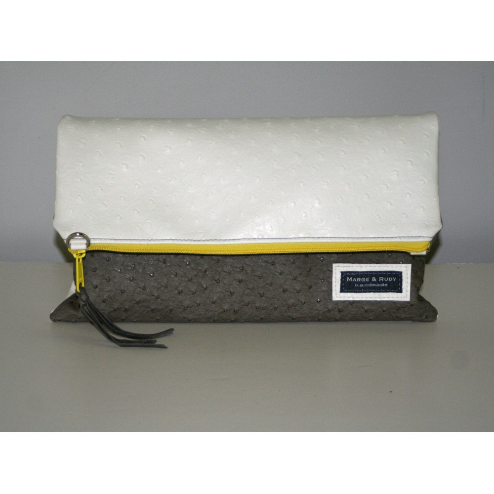 TREKKER - Convertible Handbag - Foldover Clutch - Shoulder Bag - Messenger Bag - Pewter and White Faux Ostrich - Eco-friendly