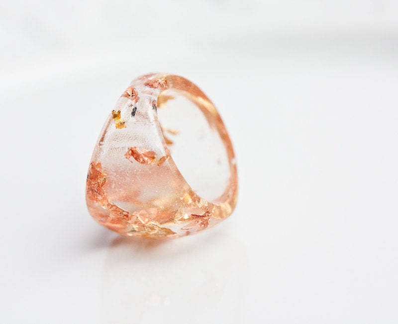 Resin Ring Yellow Pink Gold Flakes Round Shape Cocktail Ring Size 8 OOAK organic peach minimalist jewelry rusteam