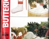Patchwork CHRISTMAS Stocking folk art ORNAMENTS Tree Skirt  Sewing Pattern Butterick 4524 Craft Uncut