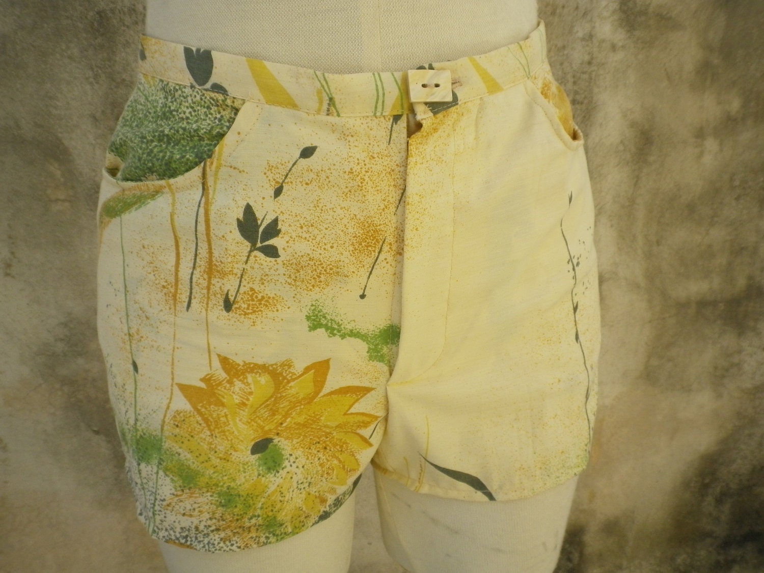 Summer Short in Floral Vintage Cotton FINAL SALE