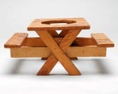 Vintage kitschy picnic table centerpiece pot holder or mustard ketchup holder