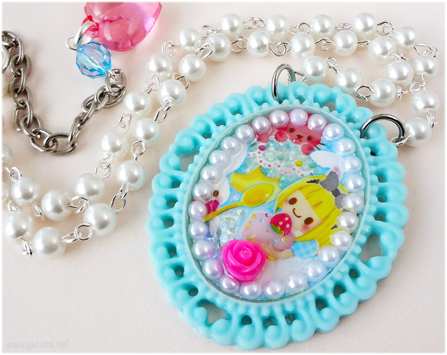 Alice in Wonderland Necklace, Resin Cameo Pendant, White Pearl Chain - Kawaii Jewelry, Decoden
