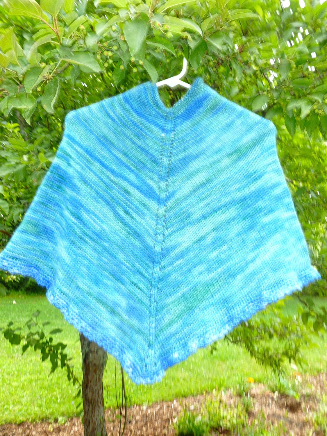 Spring poncho Hand knit wool cape shawl size child 8-10 years