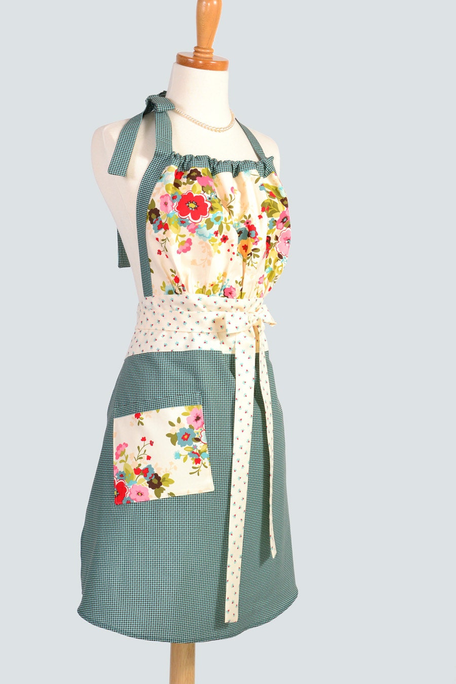 Cute Kitsch Retro Apron / Retro Womens Apron in Moda Sophie Turquoise Brown Houndstooth and Creamy Florals Full Length