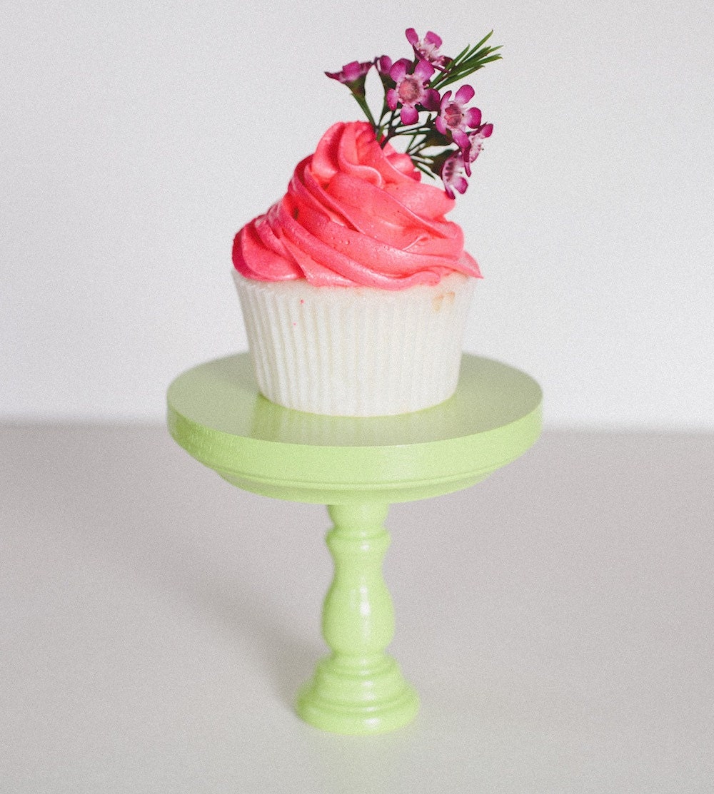 lime green mini cupcake stand // four inch