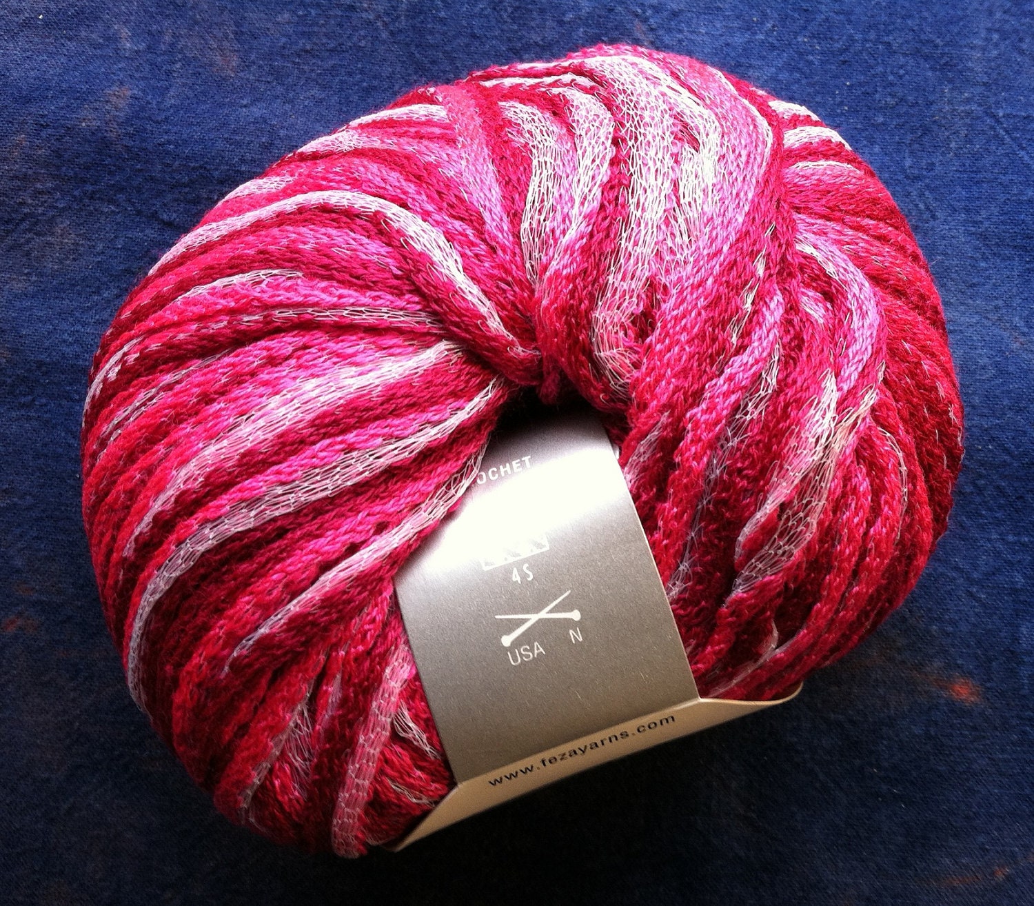 LG 100g skein Raspberry Cali Feza Ruffling Ribbon Yarn Pinks & Net 99Yds