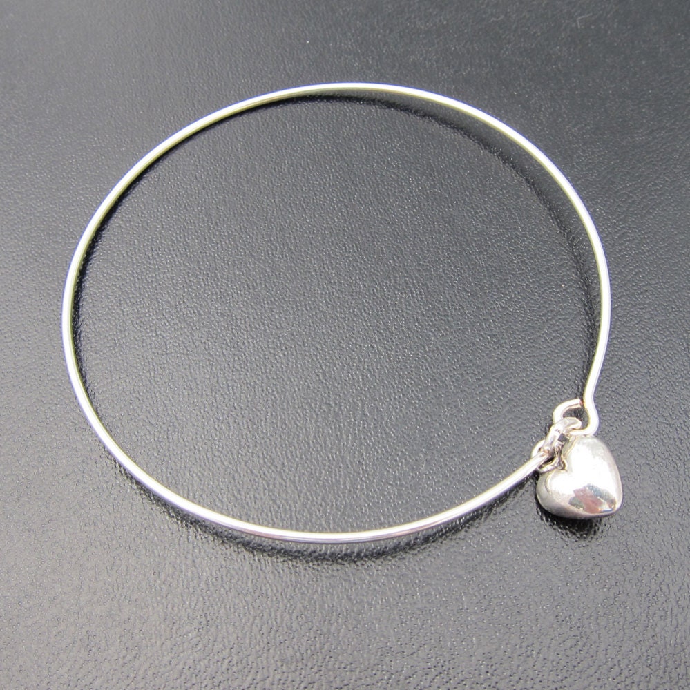 Silver Heart Dangle Bracelet, Tiny Heart Dangle Bangle, Dangle Jewelry, Dangling Jewelry, Dangle Charm Bracelet, Silver Tiny Heart Bracelet