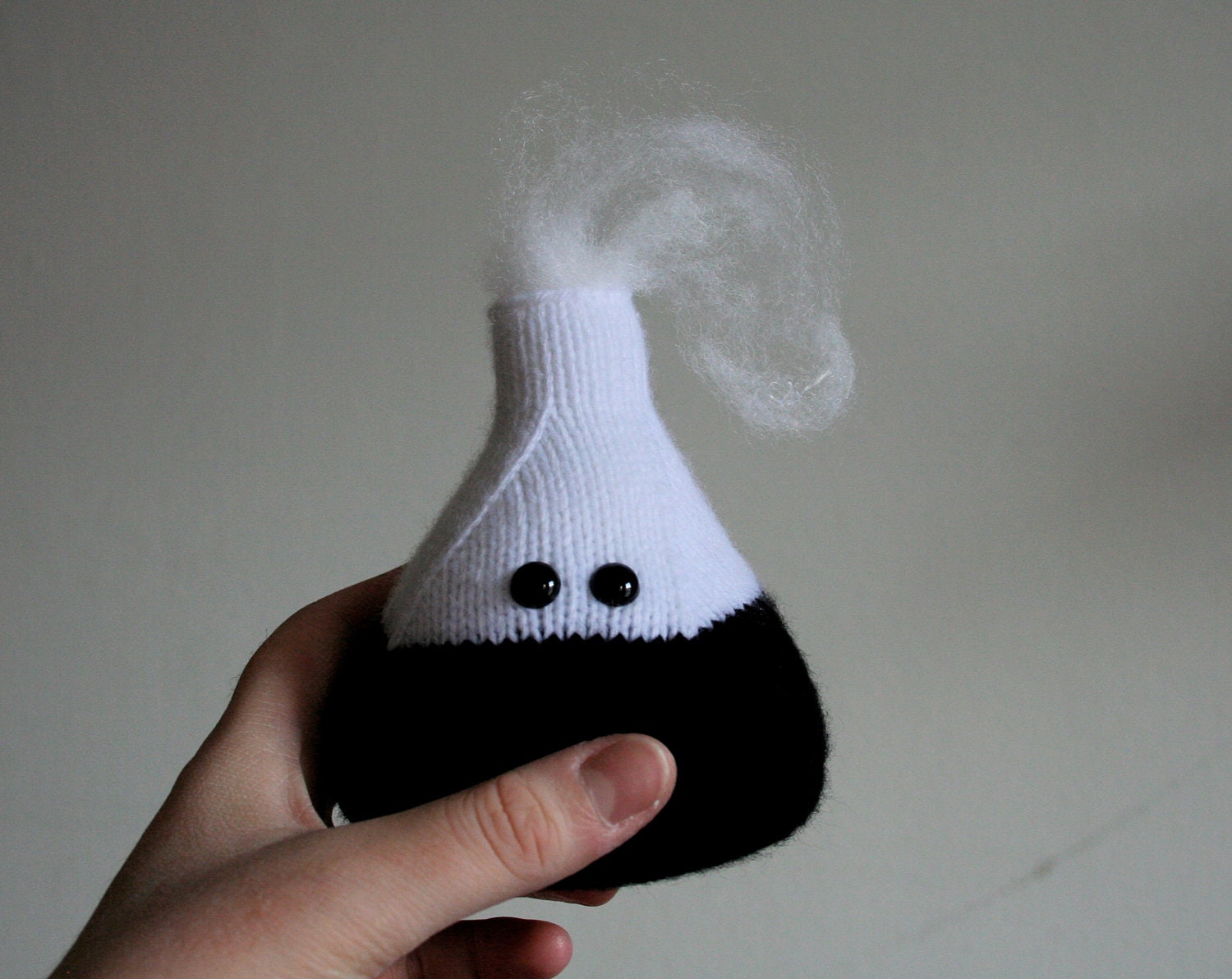 Witches' Brew - an amigurumi frothing flask paperweight