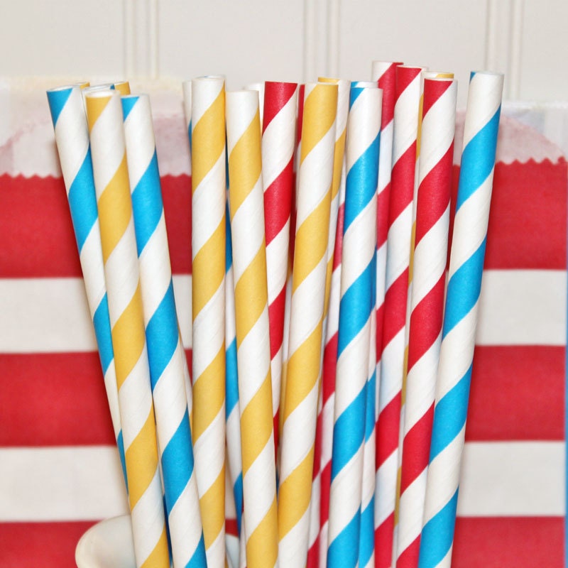 Super Hero Paper Straw Assortment, 30 Paper Straws with DIY Straw Flags, Super Hero Party Colors