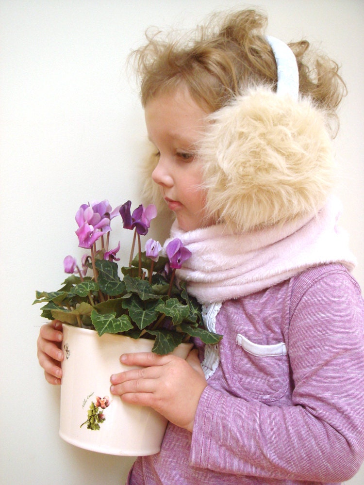 Cute ear muffs, spring fashion, earmuffs, kids