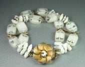 Vintage Alice Caviness Two Strand Givre Milk Glass Flower Bracelet
