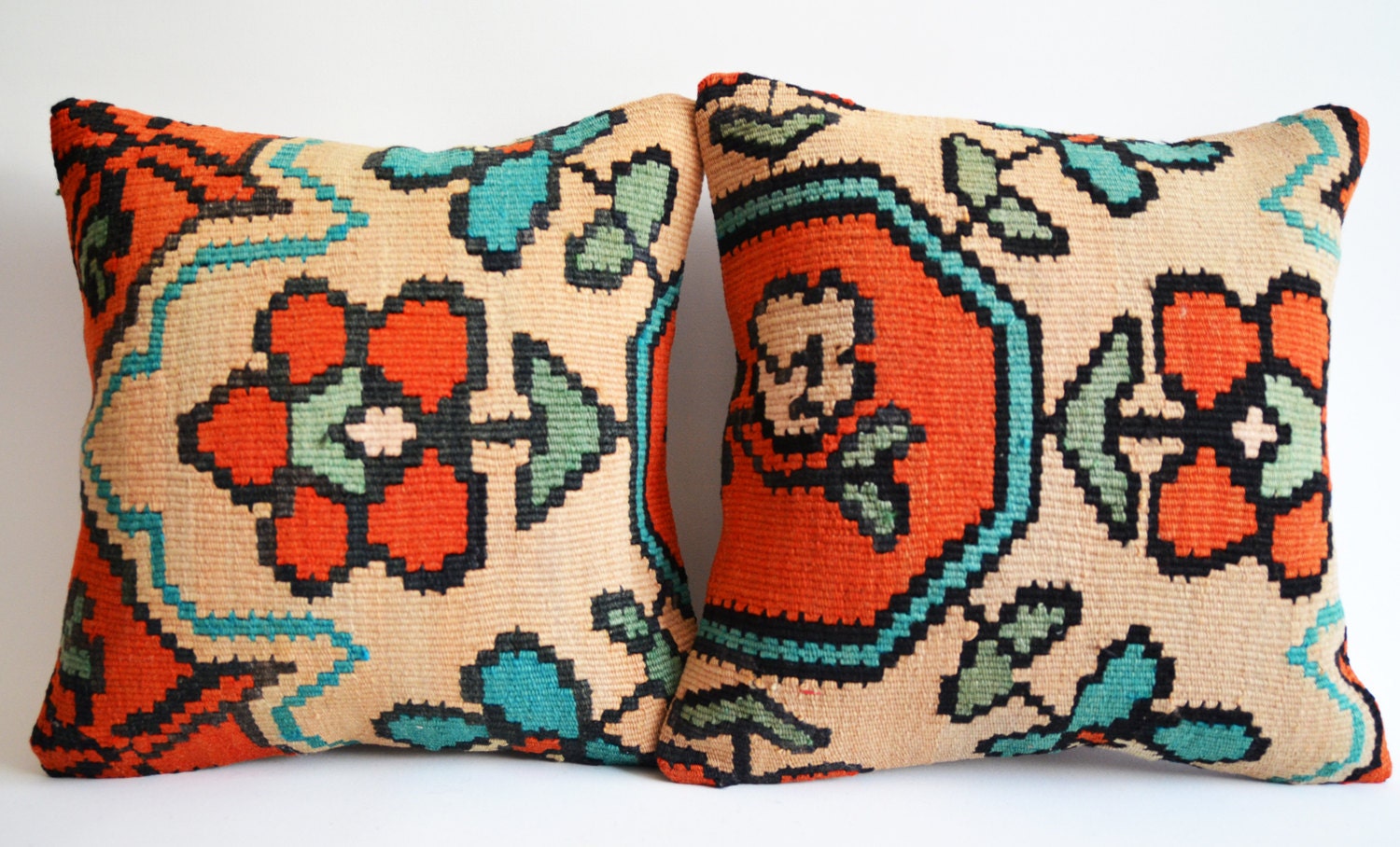 Sukan / SET (2 Pillow) Organic Shine Society Modern Bohemian Throw Pillow. Wool Vintage Tribal Turkish Orange Kilim Pillow Cover. 16x16