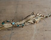 large brass bird pin / 1940s jewelry / SUGARBIRD - jeanjeanvintage