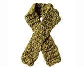 Hand Knitted Scarf, Green, Chunky Yarn, Hand Spun and Dyed Pure Wool Yarn from Australia