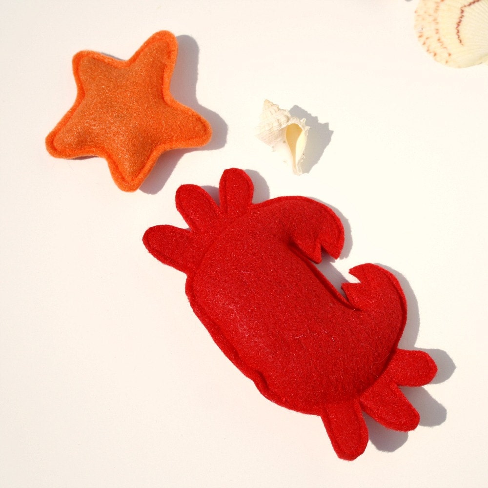 Under the Sea Catnip Toys felt crab and starfish cat toys