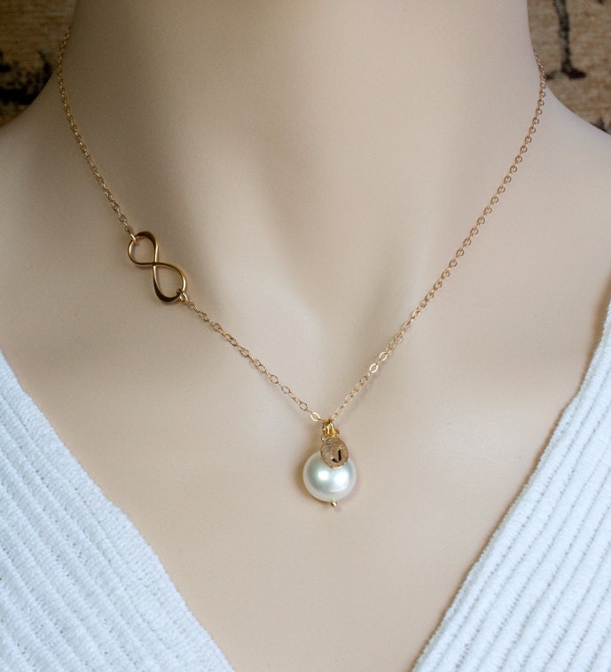 Personalized Gold Infinity and Pearl Necklace. Bridal Jewelry. Bridesmaids.Wedding, Couple Infinity Love, Friendship gift