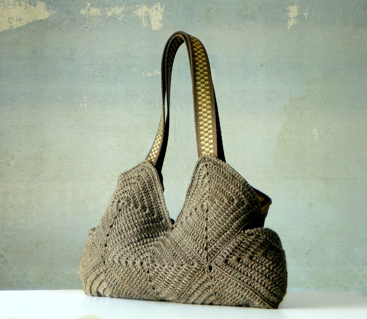 Crochet Purse, Handmade granny square crochet Bag, fall fashion, Shoulder Bag, melange brown, christmas gift idea, taupe