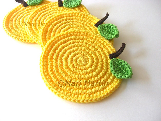Yellow Apple Crochet Coasters . Green Leaves Beverage Drink Juice Sun Decor Crochet Fruit Collection Summer Fashion - Set of 4 Made to order