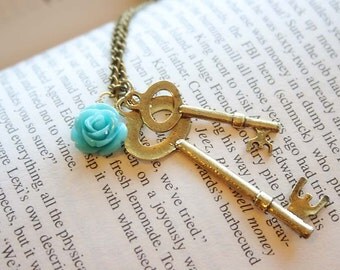 Alice in Wonderland keys necklace