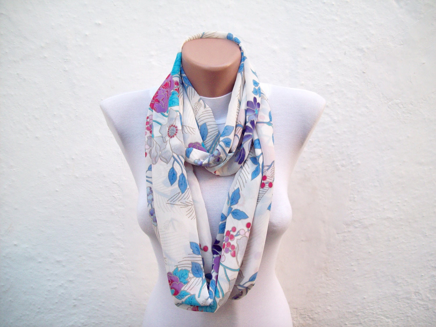 infinity scarf Loop scarf Neckwarmer Necklace scarf Fabric scarf blue pink  white