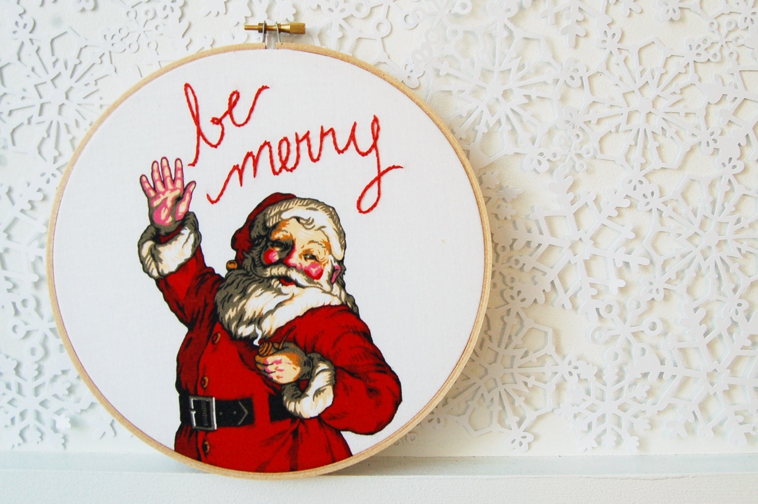 Christmas Decor. Embroidery Hoop Fabric Wall Hanging in Hoop. Classic Santa "be merry" Embroidered Text. Handmade by Merriweather Council