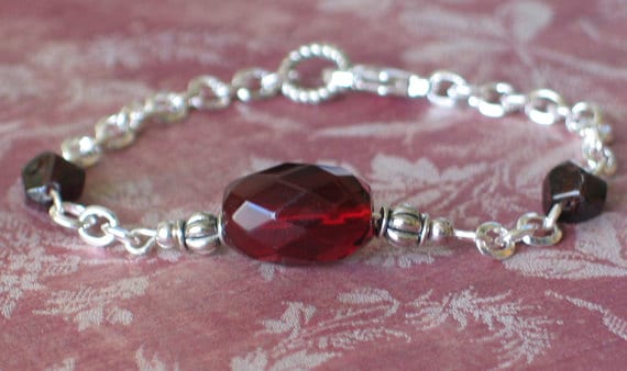 Selena Red Jade and Garnet Bracelet