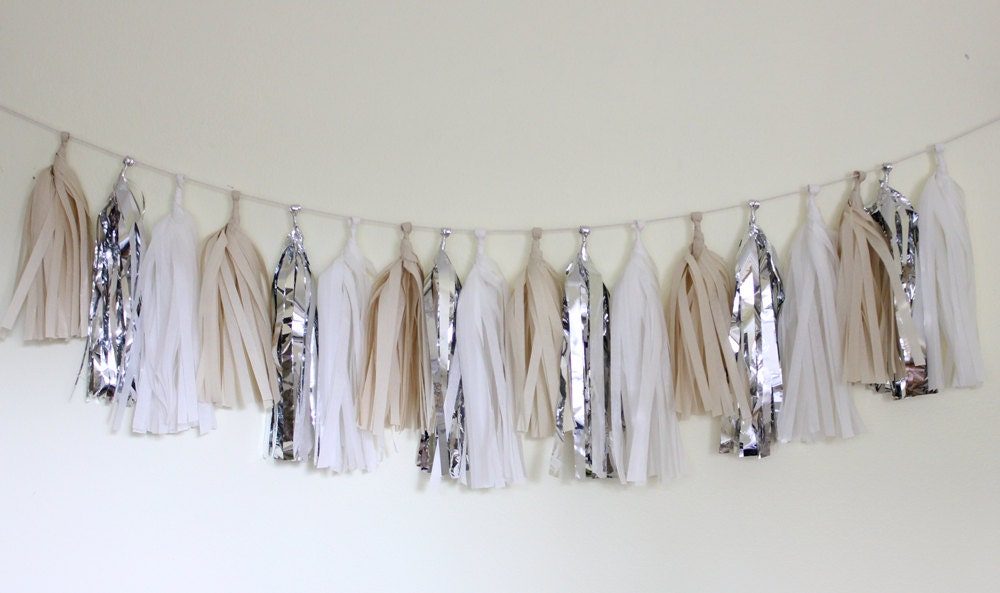 Tissue Tassel Garland-18 tassels-Wedding White Il_170x135