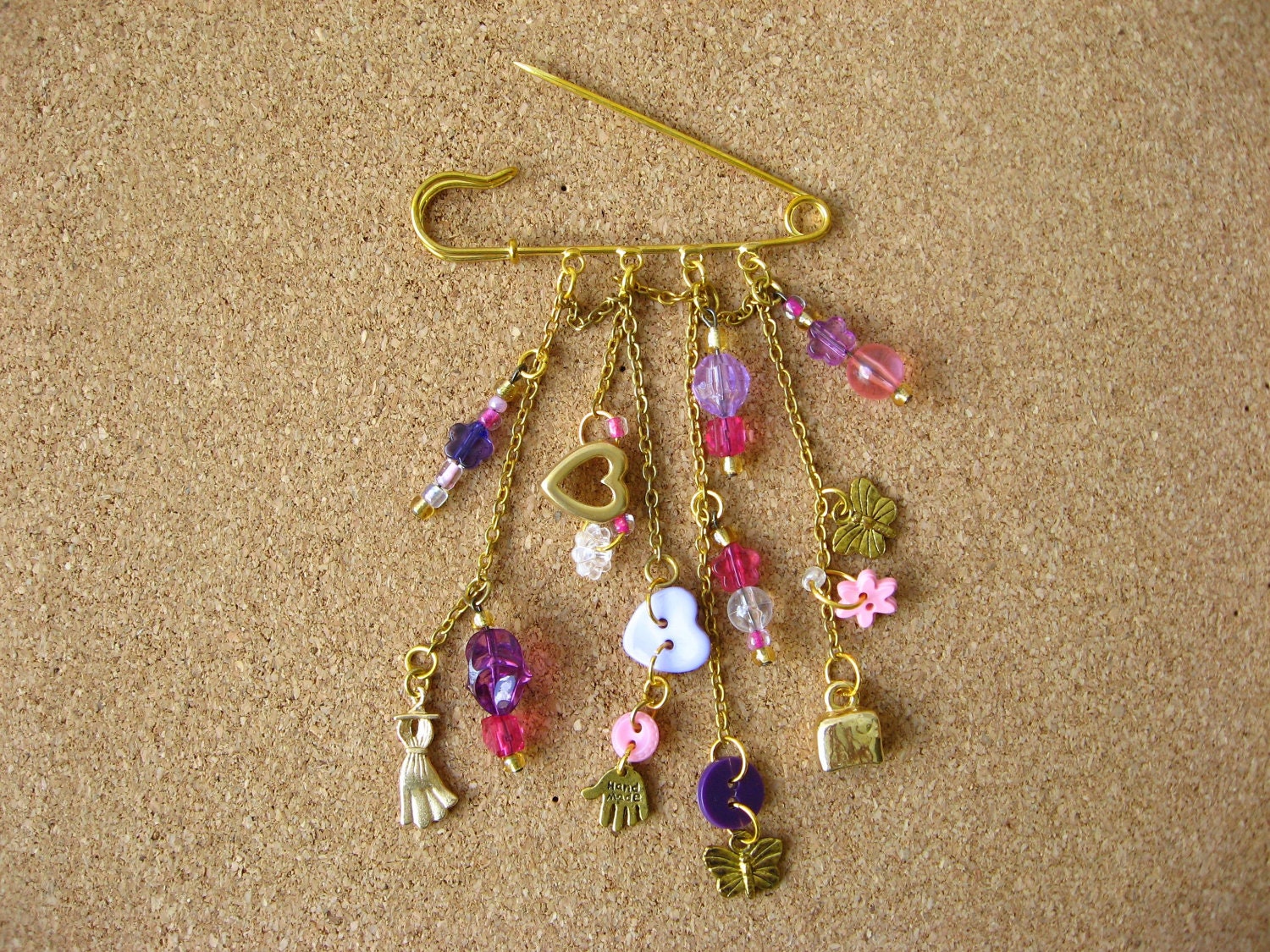 button jewelry - goldtone  brooch ,kilt pin -  pink and purple button and beads with goldtone charms