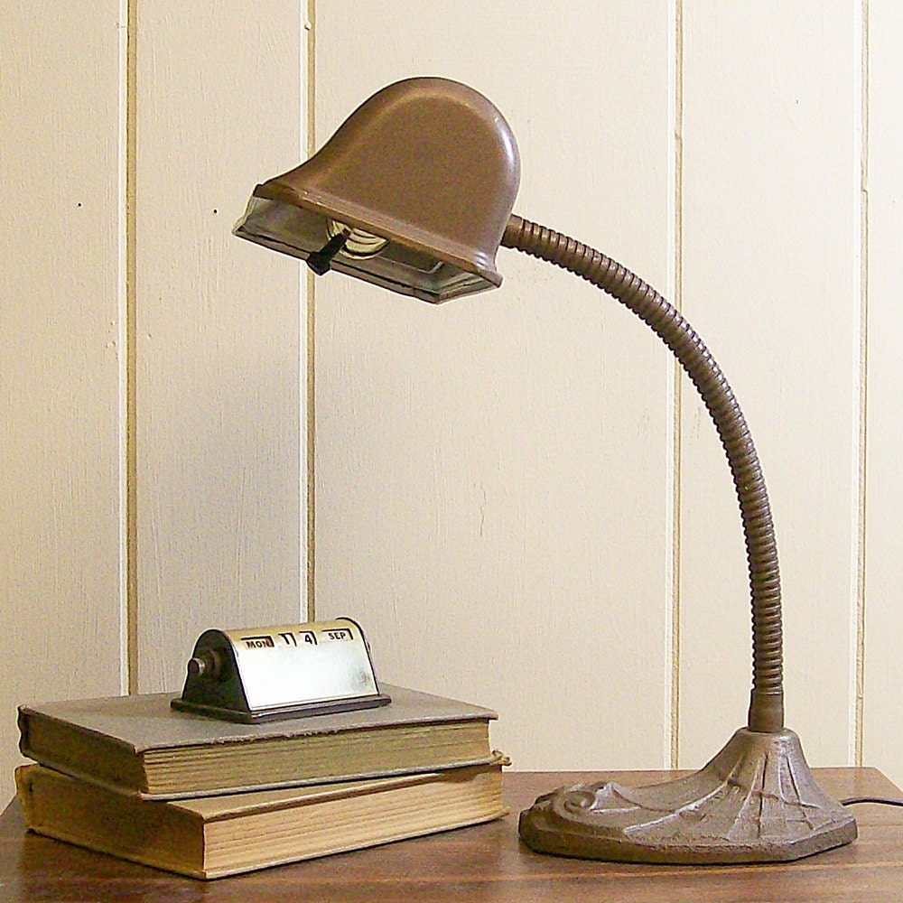 Vintage Gooseneck Desk Lamp Industrial Cast Iron Base