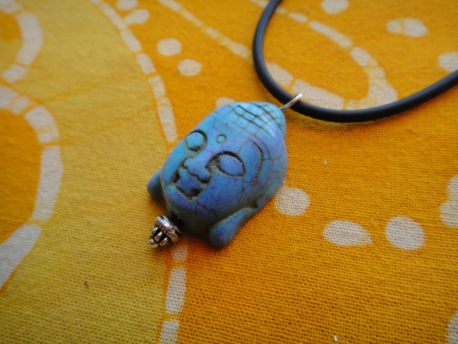 Carved Turquoise Kwan Yin Buddha Head Pendant Necklace Quan Kuan