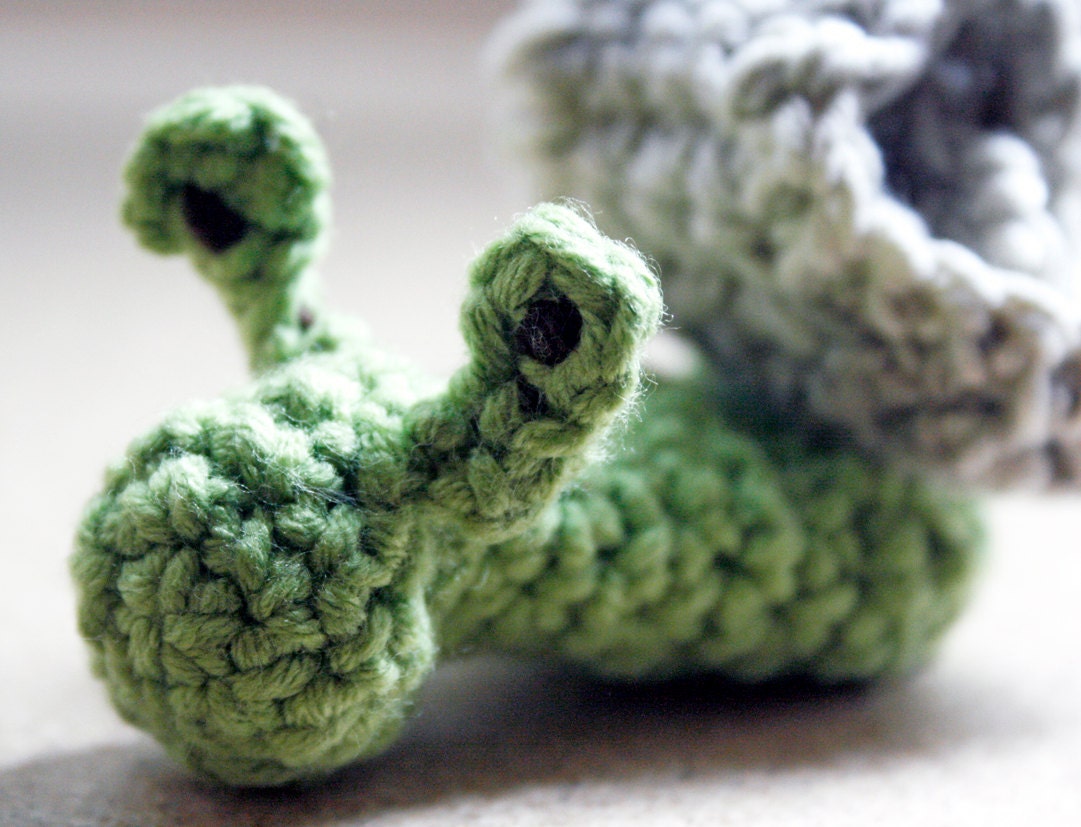 Finger puppet - Snail