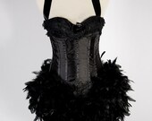 XL Raven : Las Vegas Showgirl Burlesque Bustier Fashion Corset Adult Halloween Costume Black Lace Side Zip w. Fascinator