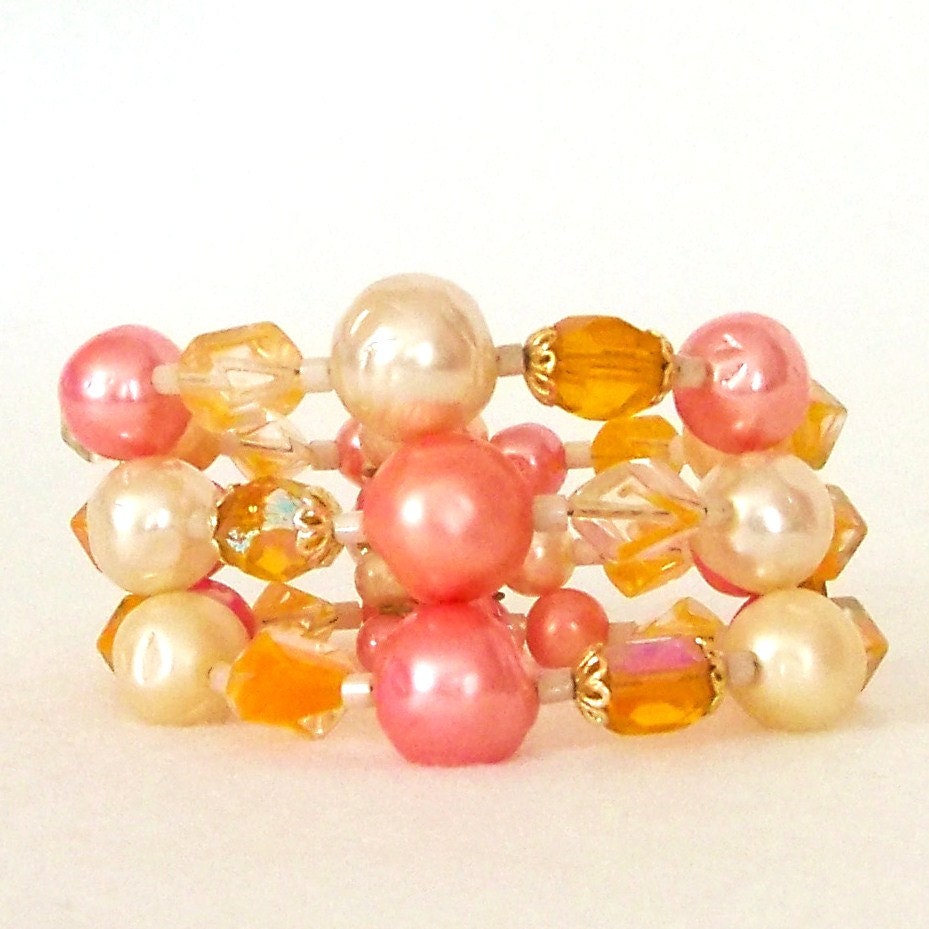 Vintage 1960s Bracelet Pink Coral Orange Peach Cream Multi Strand Memory Wire