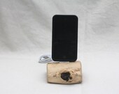 knotty maple - wood ipod docking station