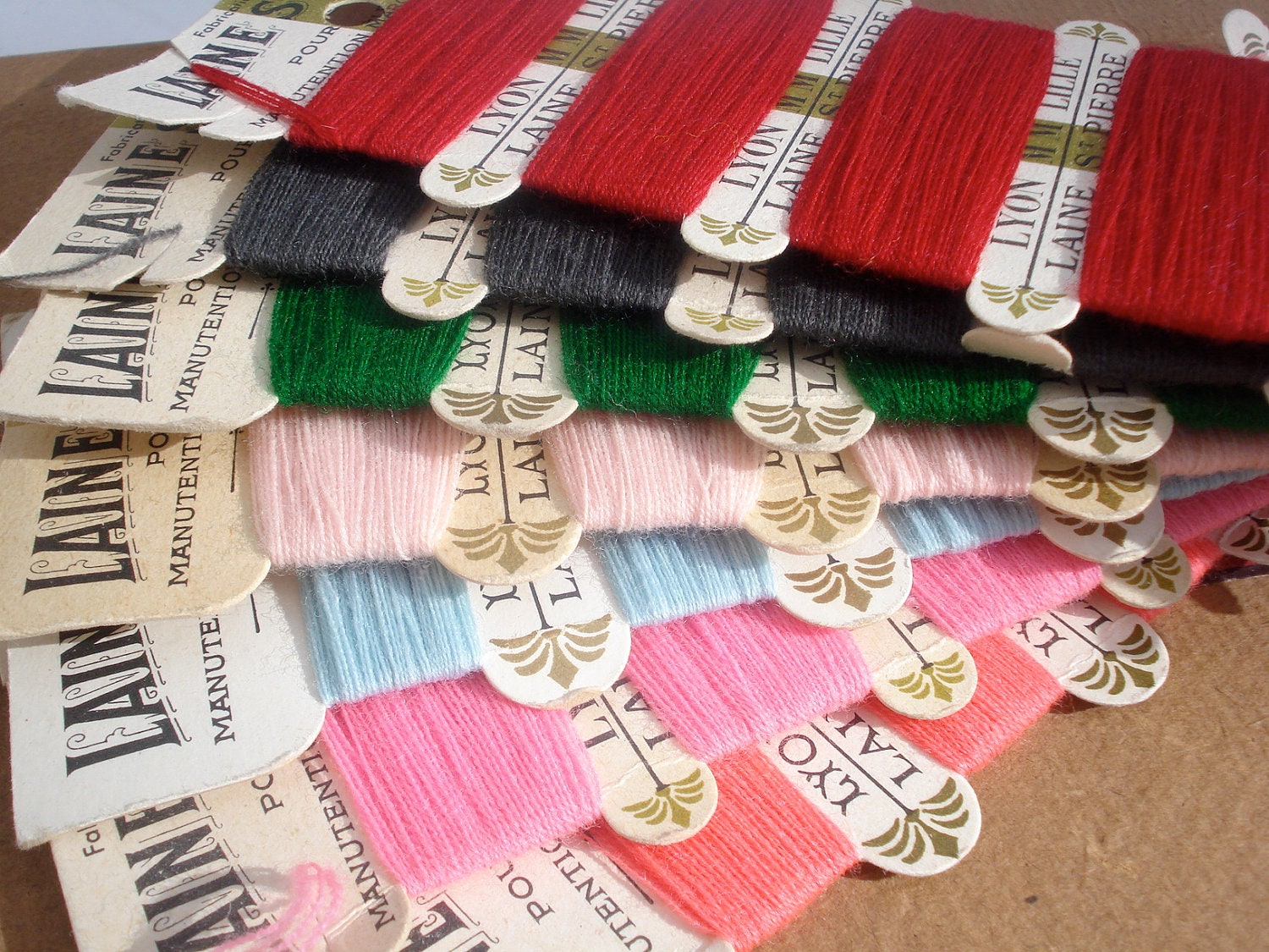 French darning wool thread cards "LAINE SAINT PIERRE"  Paris