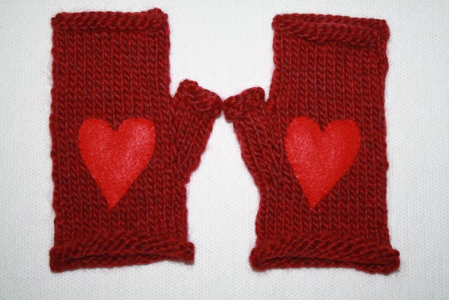 Burgundy Wool Fingerless Gloves with Red Felt Hearts - Custom Sizes 2yrs - Adult