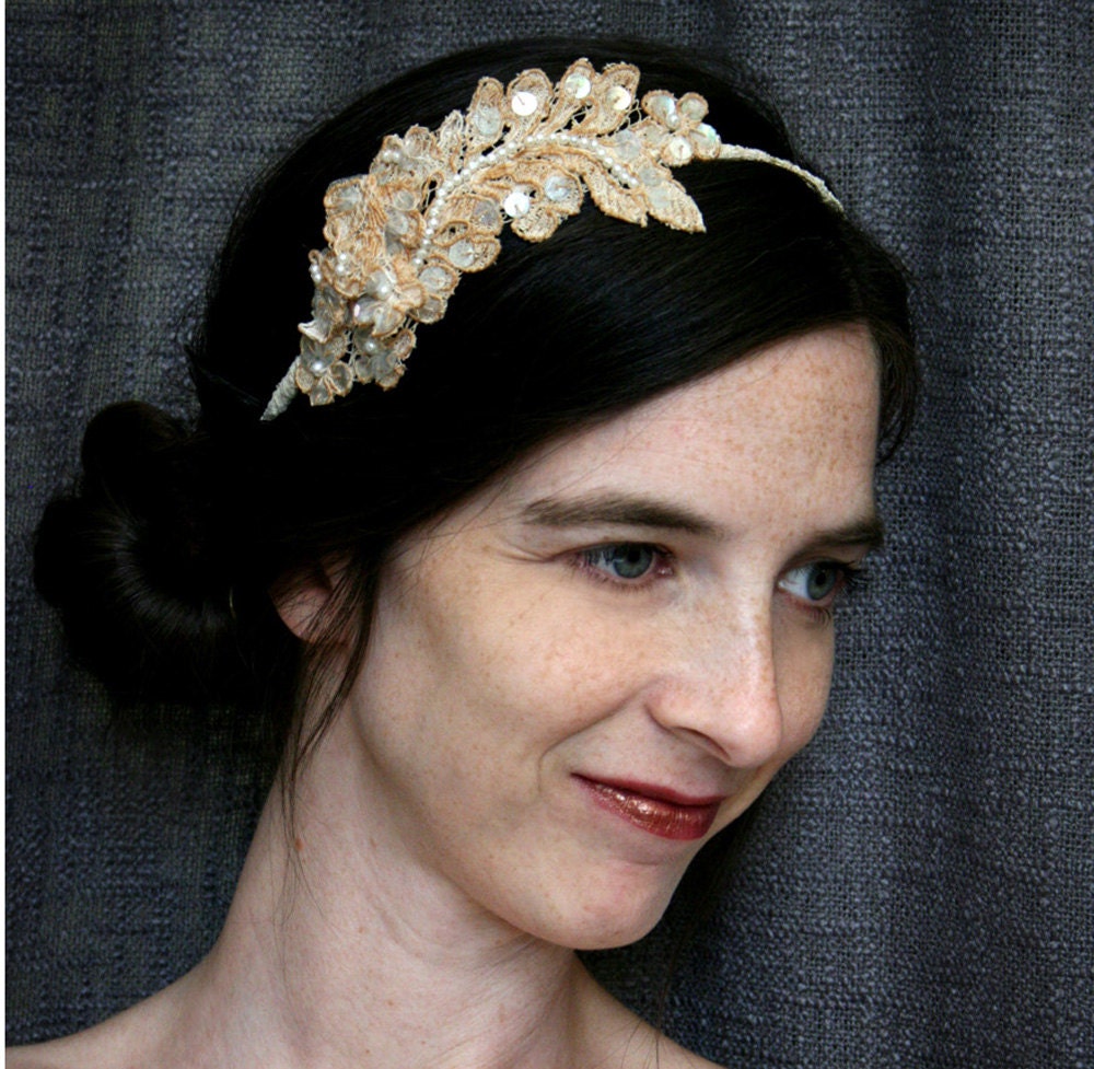 bridal lace headband -SOMETHING old SOMETHING new- (vintage ecru)